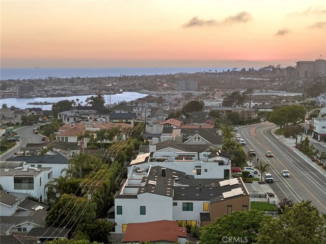 1511 Cliff Drive, Newport Beach, CA 92663