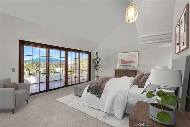 2572 Sunset Drive, Riverside, CA 92506