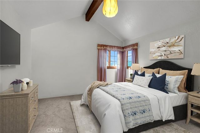 2572 Sunset Drive, Riverside, CA 92506