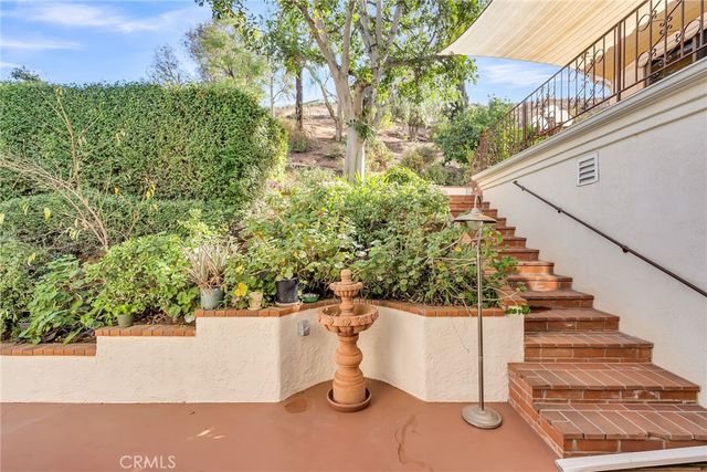 2572 Sunset Drive, Riverside, CA 92506