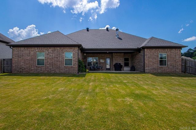 5022 Maple Leaf, Benton, AR 72019