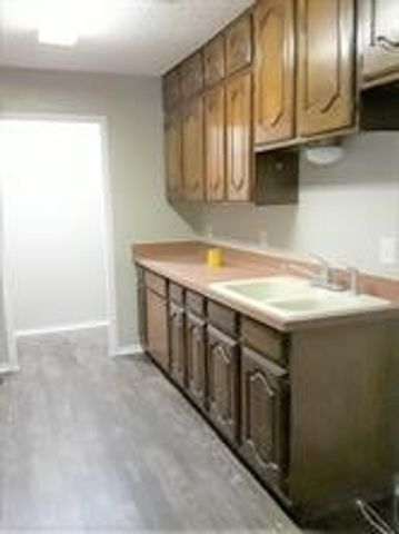 4507 Menzer Road, Fort Worth, TX 76103