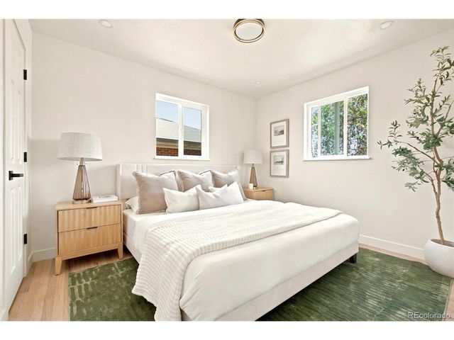 3280 Leyden St, Denver, CO 80207