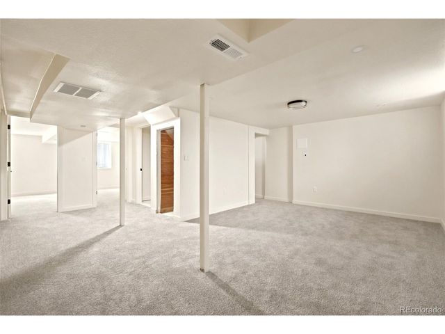 3280 Leyden St, Denver, CO 80207
