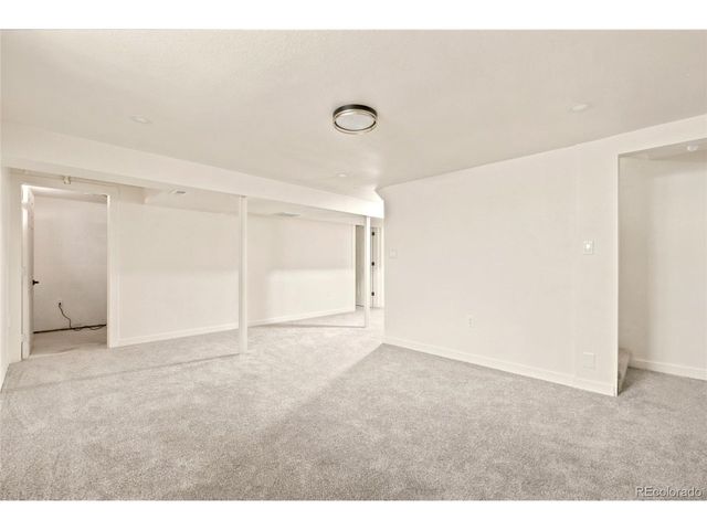 3280 Leyden St, Denver, CO 80207