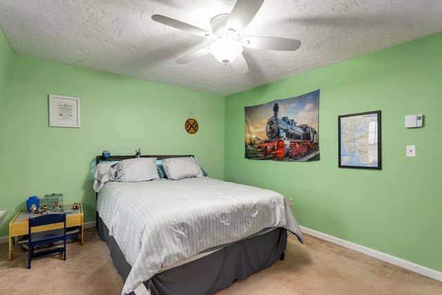 585 Turnpike St 2, Easton, MA 02356