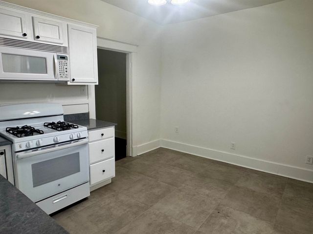 949 S COX ST, Memphis, TN 38104