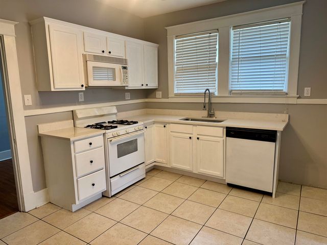 949 S COX ST, Memphis, TN 38104