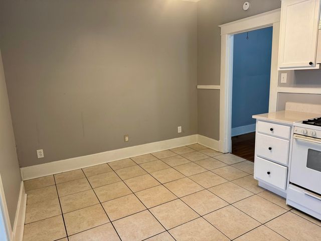 949 S COX ST, Memphis, TN 38104