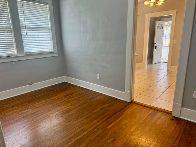 949 S COX ST, Memphis, TN 38104