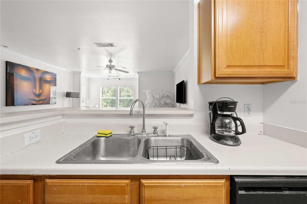Image 15 of property listing at 18235 BRIDLE CLUB DRIVE 18235, Tampa, FL 33647