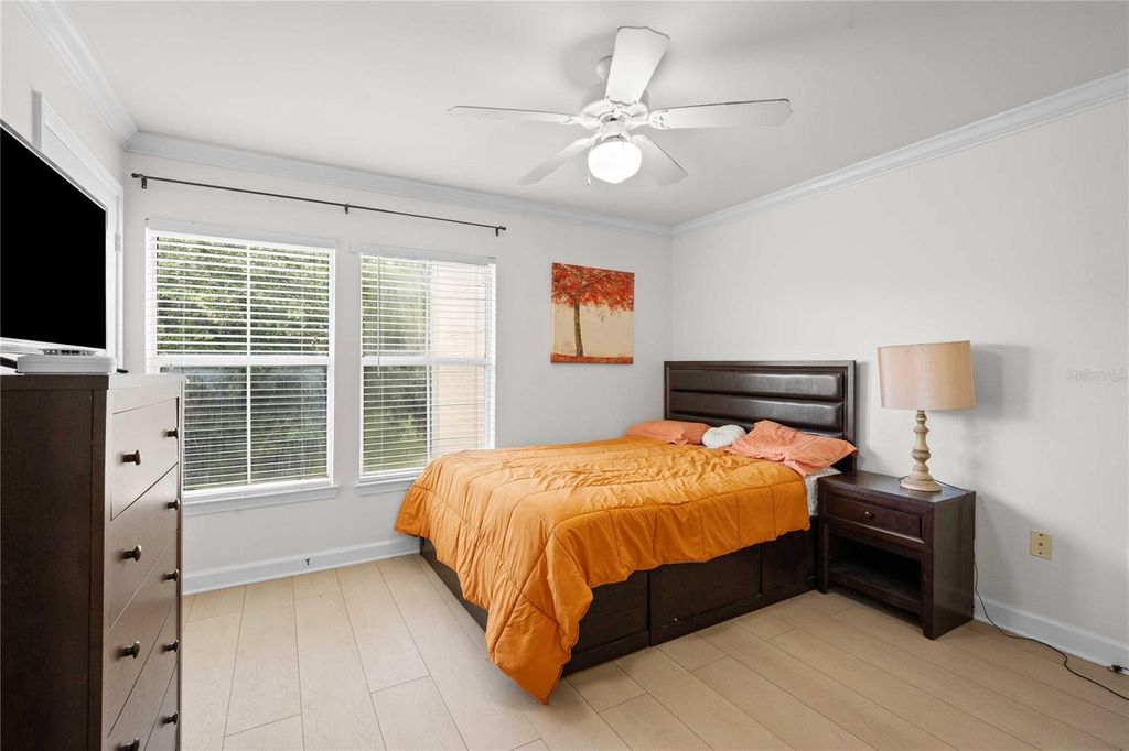 Image 33 of property listing at 18235 BRIDLE CLUB DRIVE 18235, Tampa, FL 33647