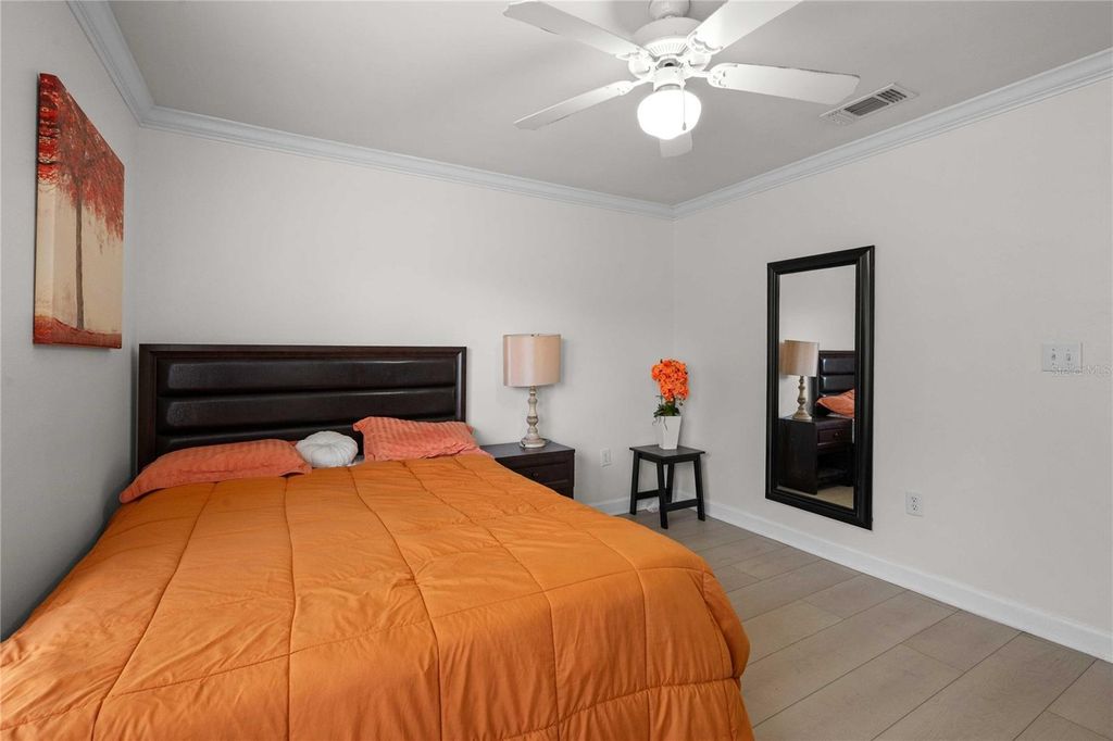 Image 35 of property listing at 18235 BRIDLE CLUB DRIVE 18235, Tampa, FL 33647