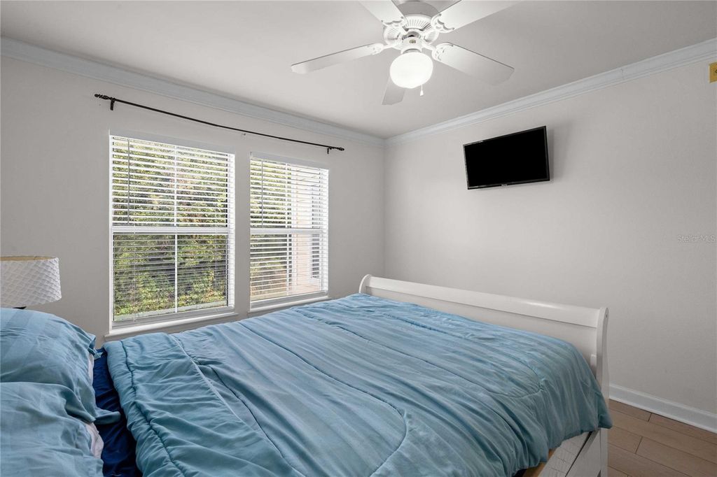 Image 40 of property listing at 18235 BRIDLE CLUB DRIVE 18235, Tampa, FL 33647