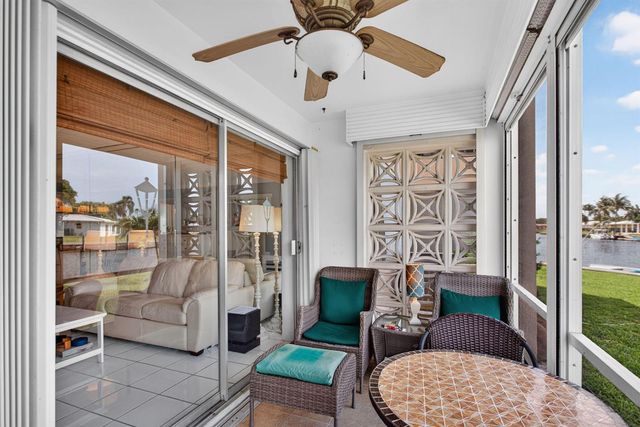 298 SE 6th Avenue 9, Pompano Beach, FL 33060