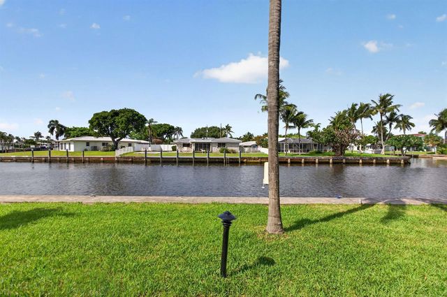 298 SE 6th Avenue 9, Pompano Beach, FL 33060