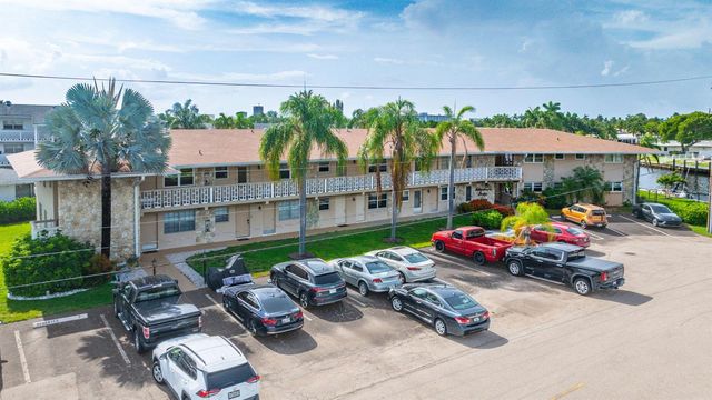 298 SE 6th Avenue 9, Pompano Beach, FL 33060