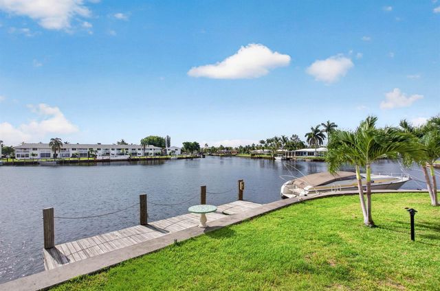 298 SE 6th Avenue 9, Pompano Beach, FL 33060