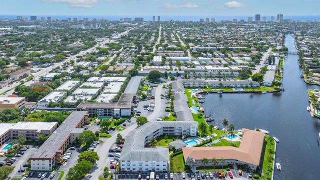 298 SE 6th Avenue 9, Pompano Beach, FL 33060