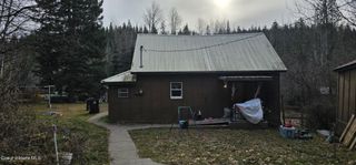 41050 Riverview Dr, Cataldo, ID 83810