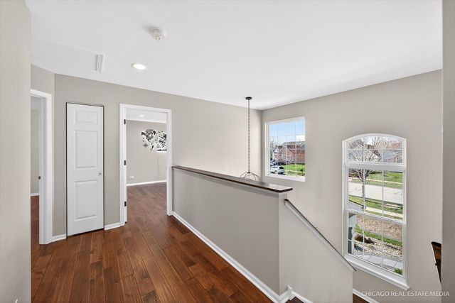 9934 Bedford Drive, Huntley, IL 60142