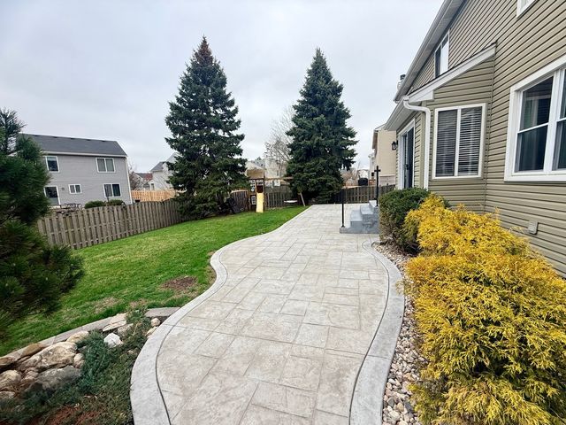 9934 Bedford Drive, Huntley, IL 60142