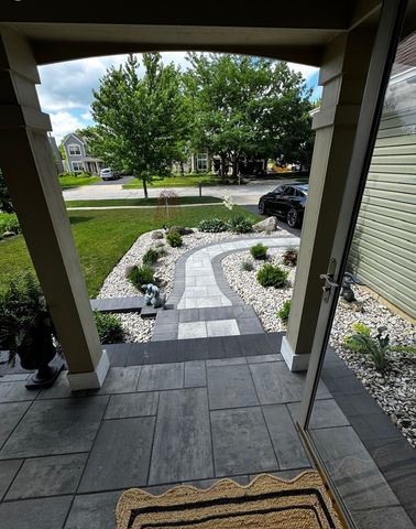 9934 Bedford Drive, Huntley, IL 60142