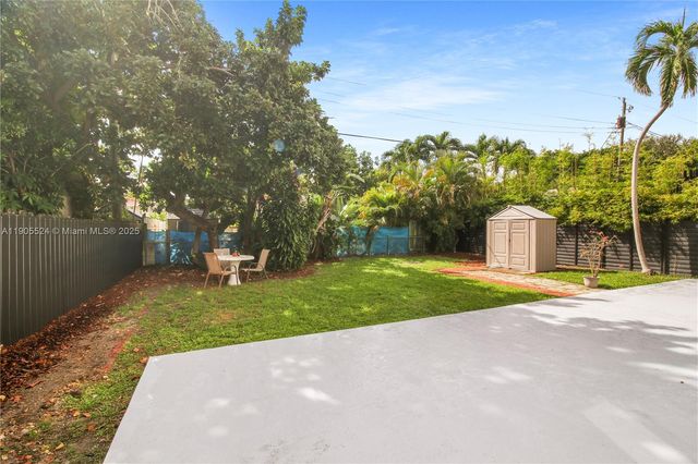 1814 SW 22nd Ter, Miami, FL 33145