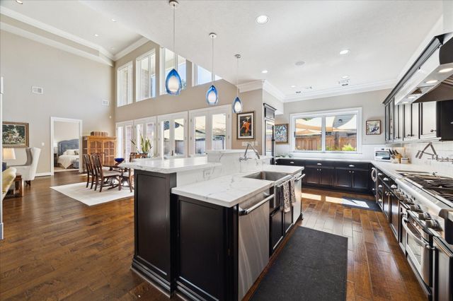 1202 Meadowlark Lane, Sugar Land, TX 77478