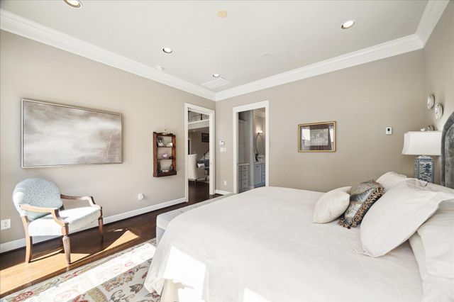 1202 Meadowlark Lane, Sugar Land, TX 77478