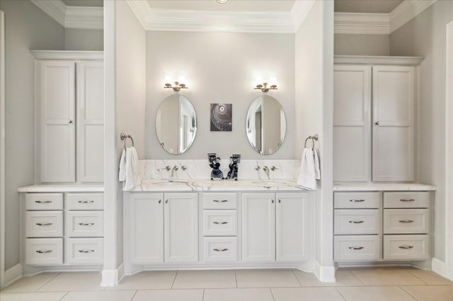 1202 Meadowlark Lane, Sugar Land, TX 77478