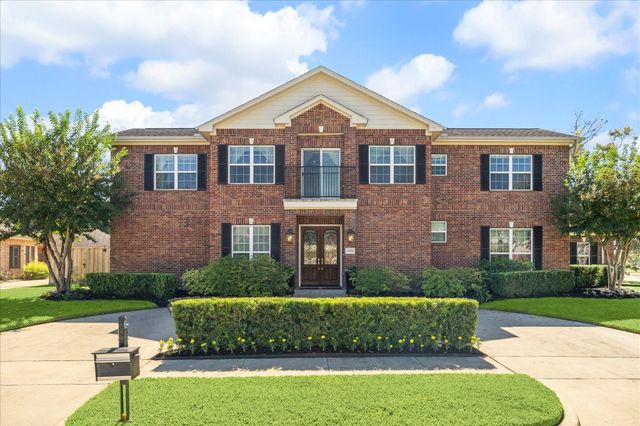 1202 Meadowlark Lane, Sugar Land, TX 77478