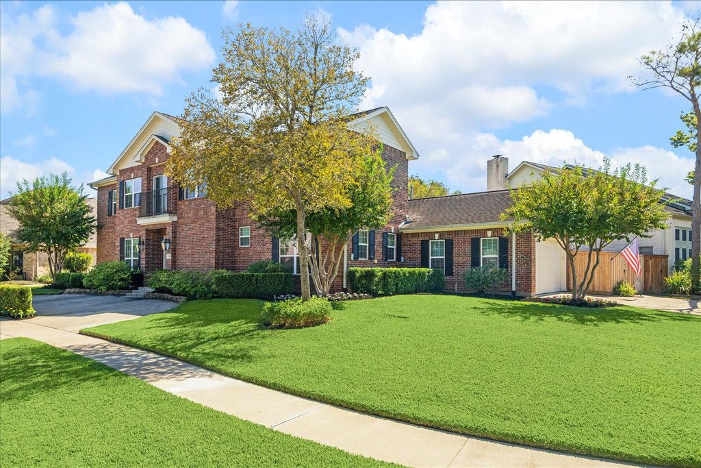 1202 Meadowlark Lane, Sugar Land, TX 77478