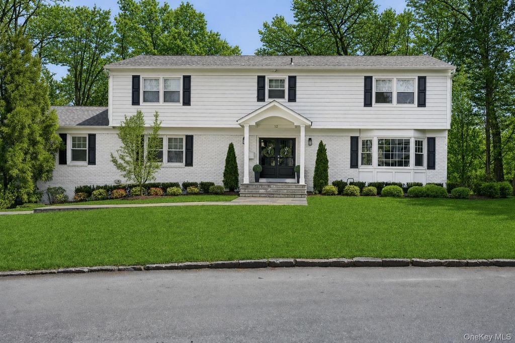 12 S Canterbury Road S, Harrison, NY 10528