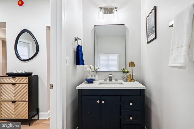 1374 RITTENHOUSE ST NW, Washington, DC 20011