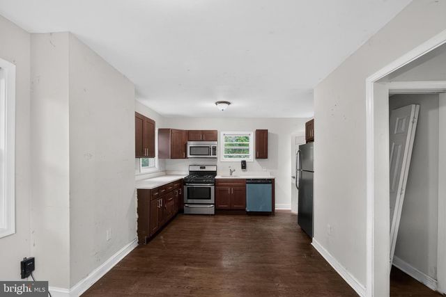 13 BEACON HILL RD, Baltimore, MD 21207