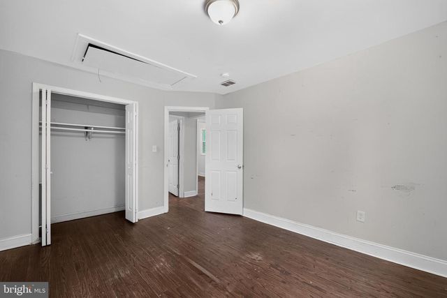 13 BEACON HILL RD, Baltimore, MD 21207