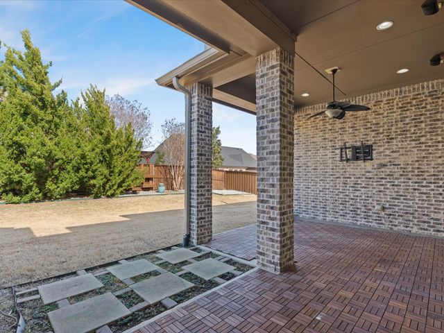 2921 Gentle Creek Trail, Prosper, TX 75078