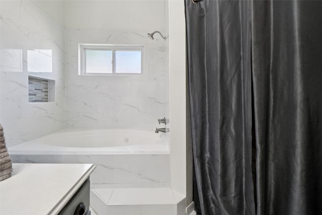 4710 Poppy Drive E, Fort Worth, TX 76137