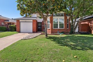 4710 Poppy Drive E, Fort Worth, TX 76137