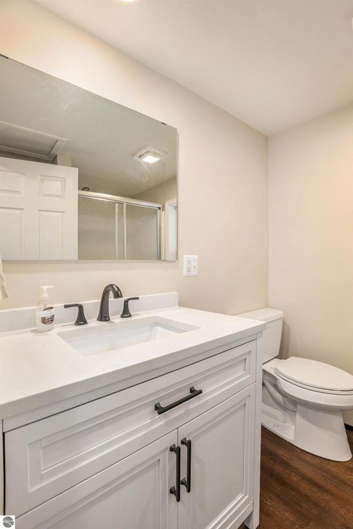 Image 21 of property listing at 11401/11425 Hibner Road, Hartland, MI 48353