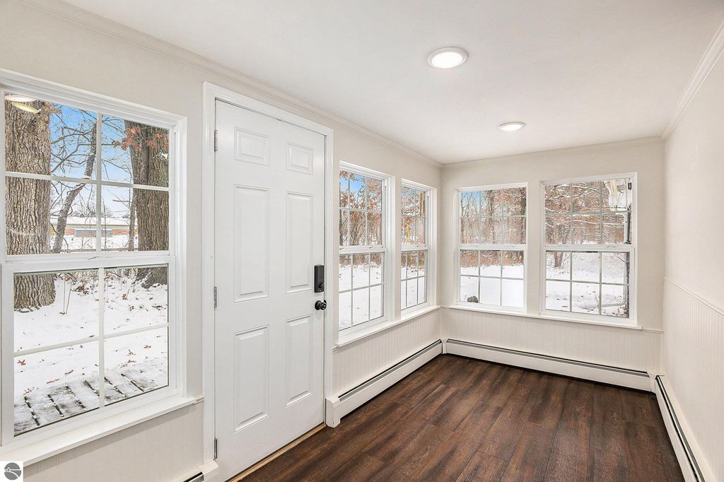 Image 22 of property listing at 11401/11425 Hibner Road, Hartland, MI 48353