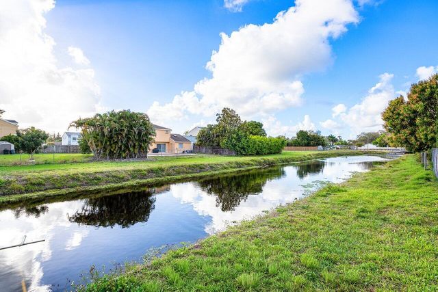 9507 Lake Serena Drive, Boca Raton, FL 33496