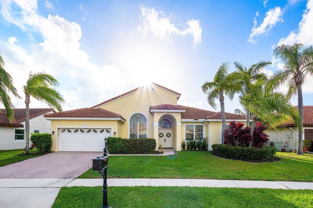 9507 Lake Serena Drive, Boca Raton, FL 33496