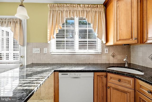 801 SOUTHAMPTON RD, Philadelphia, PA 19116
