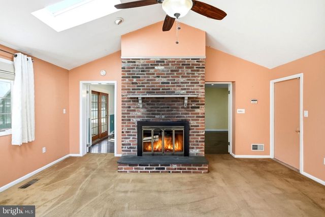 801 SOUTHAMPTON RD, Philadelphia, PA 19116