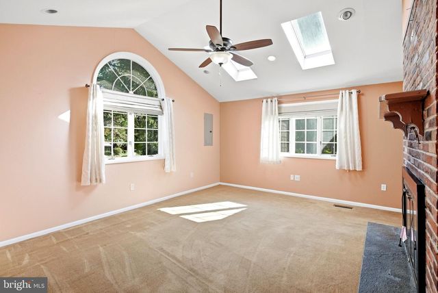 801 SOUTHAMPTON RD, Philadelphia, PA 19116