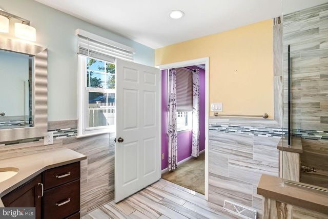 801 SOUTHAMPTON RD, Philadelphia, PA 19116