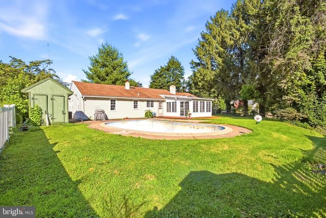 801 SOUTHAMPTON RD, Philadelphia, PA 19116