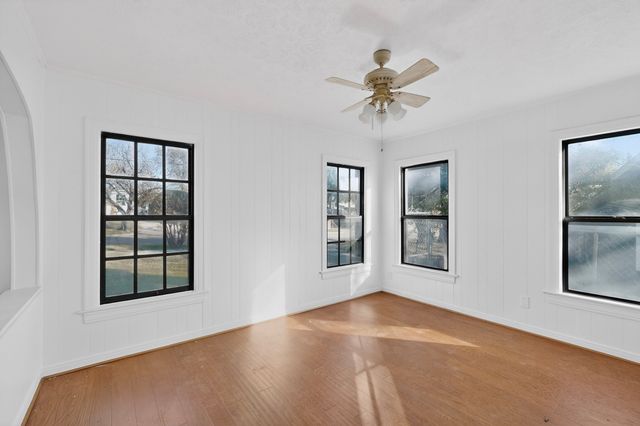 1108 Winters Street, Dallas, TX 75216